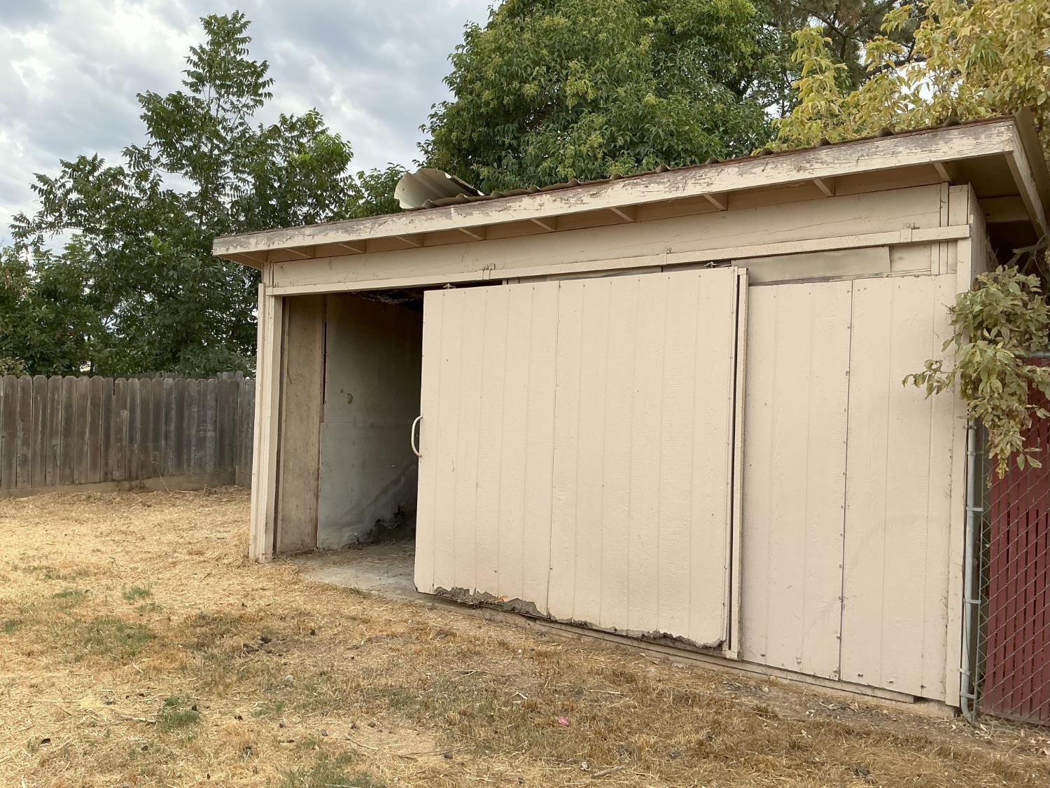 14334 E Prospect Pl, Lockeford, CA 95237