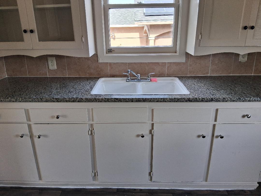 2535 S Holloway Ave, Fresno, CA 93725