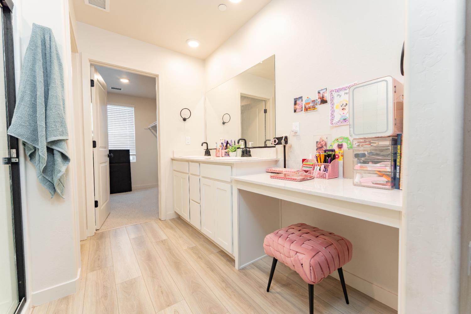 1754 S Twilight St, Hanford, CA 93230