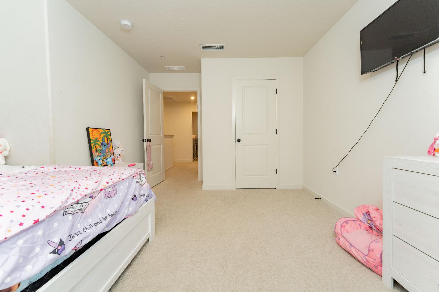 1754 S Twilight St, Hanford, CA 93230