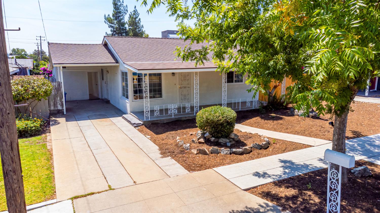 4774 Hammond, Fresno, CA 93703