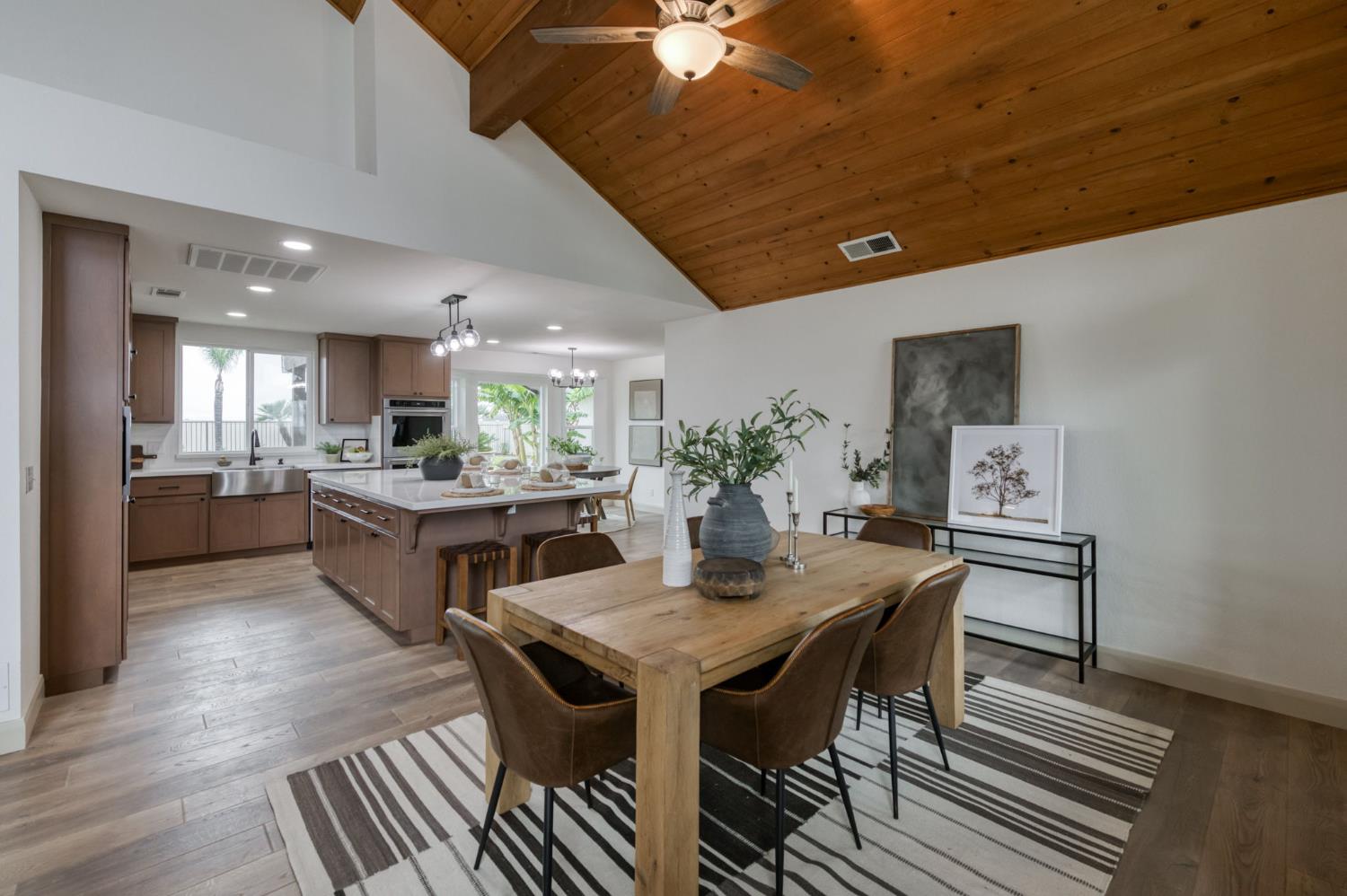 8063 W Herndon, Fresno, CA 93723