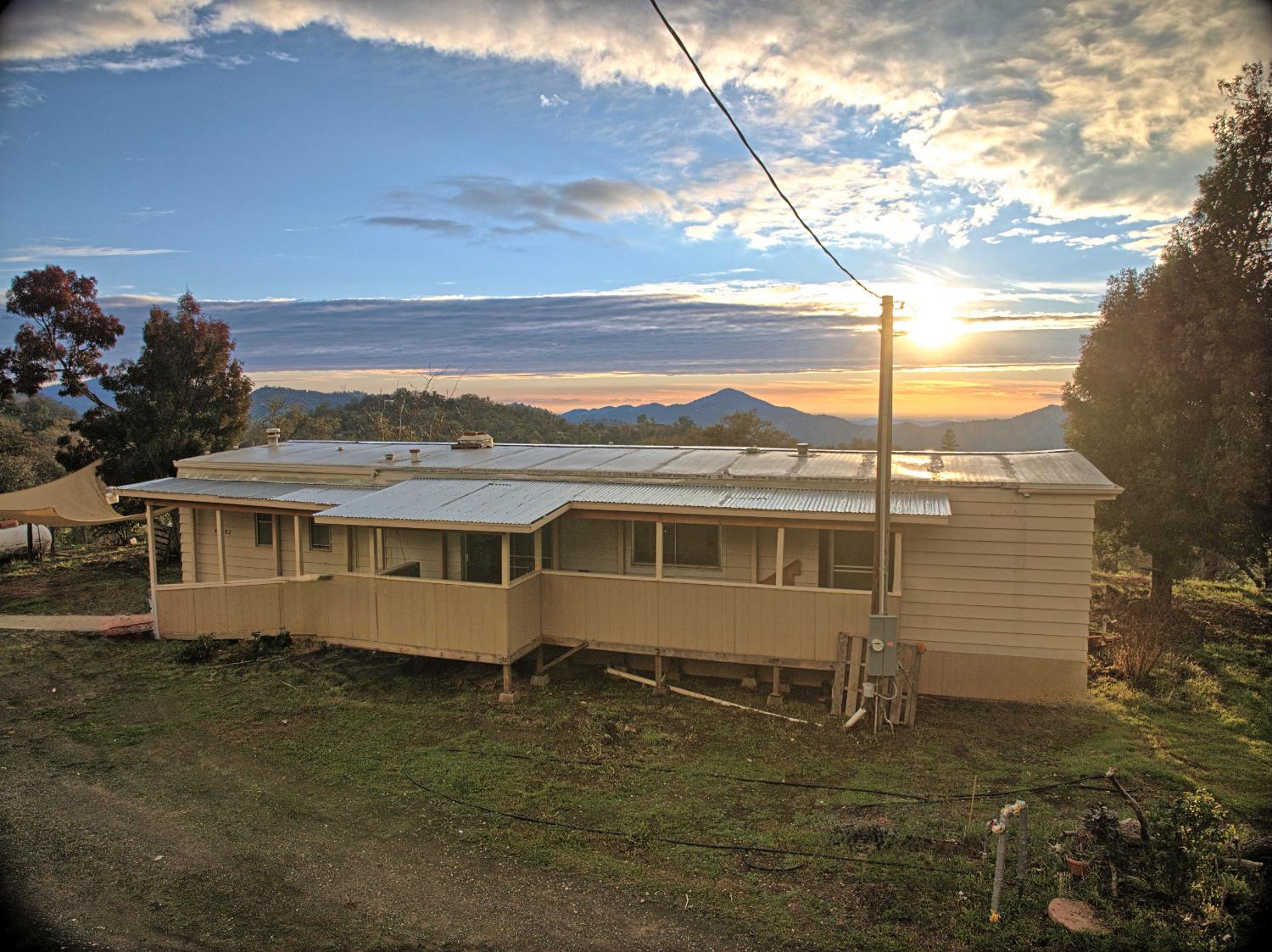 45682 Columbine Ln, Yokuts Valley, CA 93675