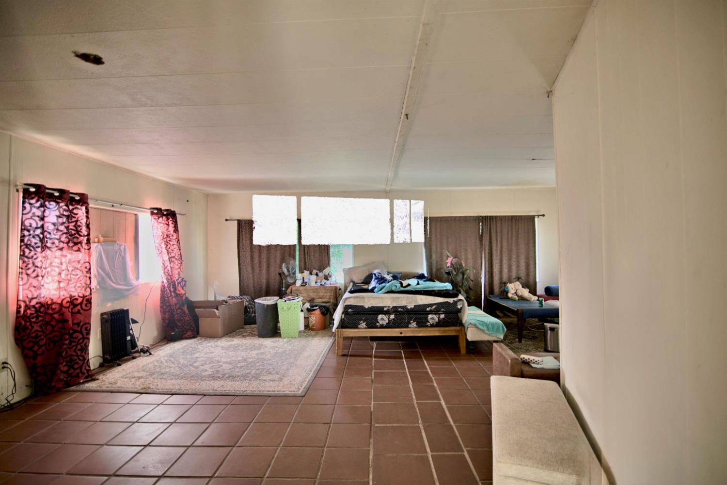 45682 Columbine Ln, Yokuts Valley, CA 93675