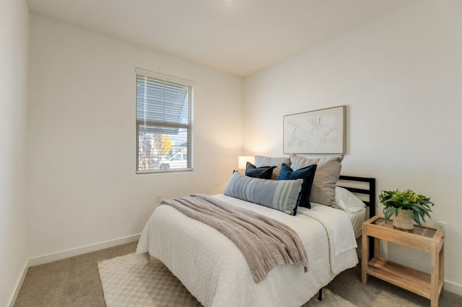 2819 N Redda Rd, Fresno, CA 93737