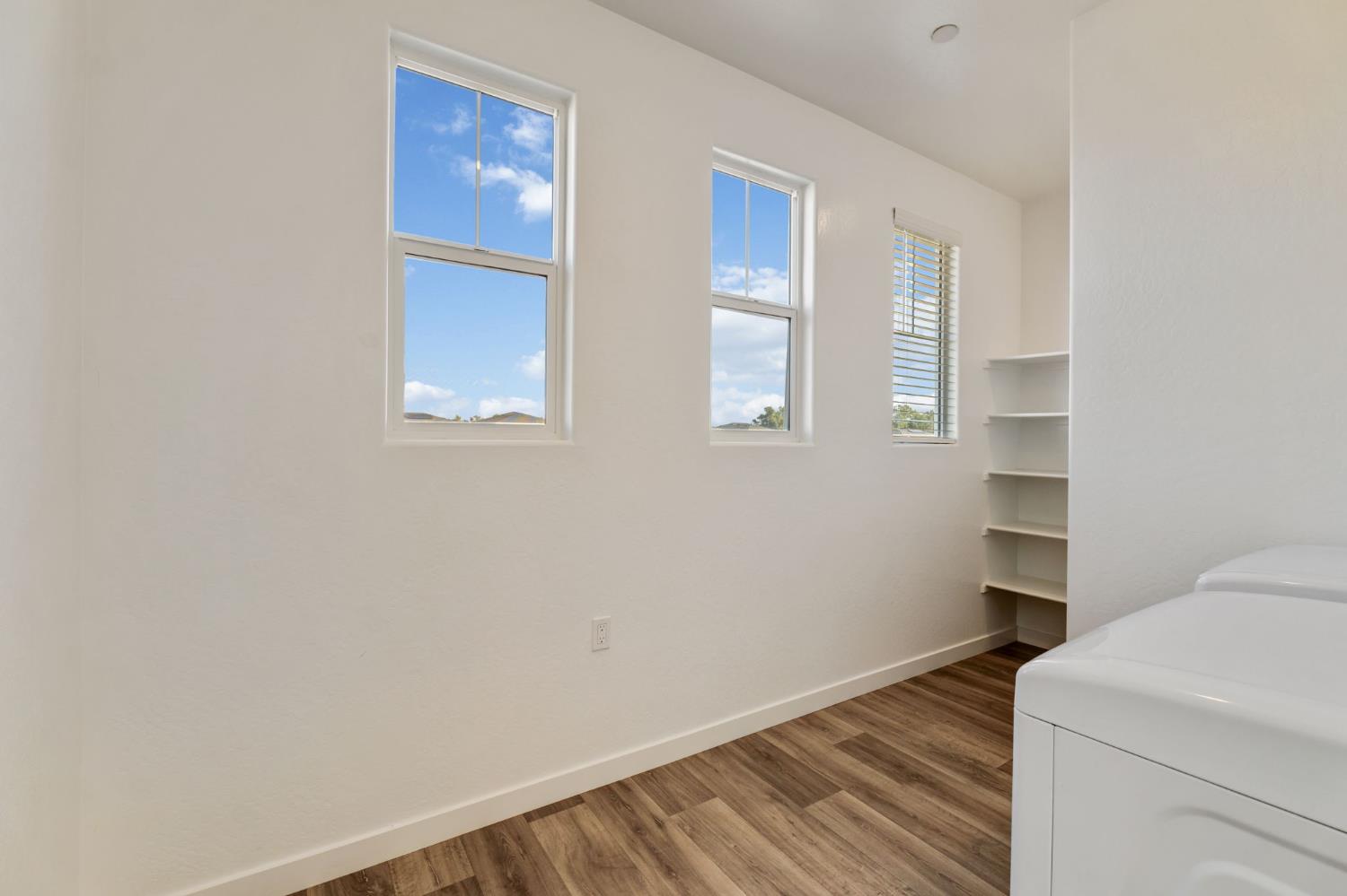 2819 N Redda Rd, Fresno, CA 93737