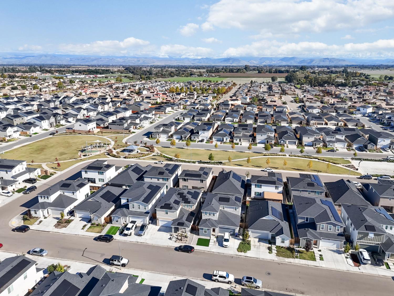 2819 N Redda Rd, Fresno, CA 93737