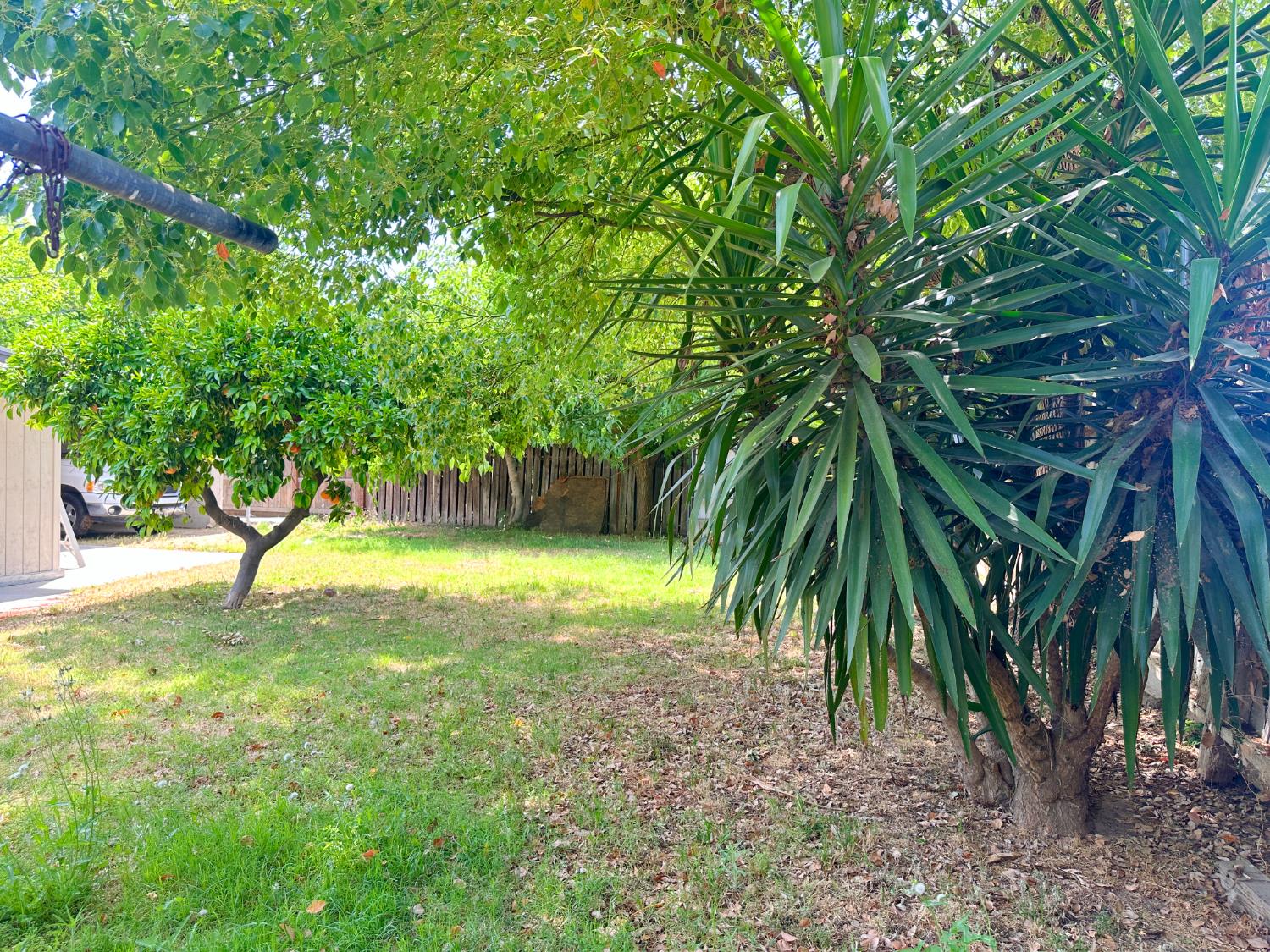 2723 E Lansing Way, Fresno, CA 93726