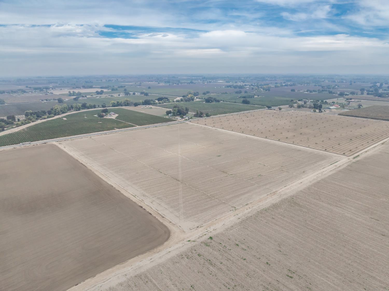 22311 Grangeville Blvd, Lemoore, CA 93245