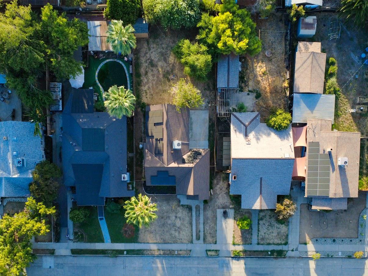 1271 N Roosevelt Ave, Fresno, CA 93728