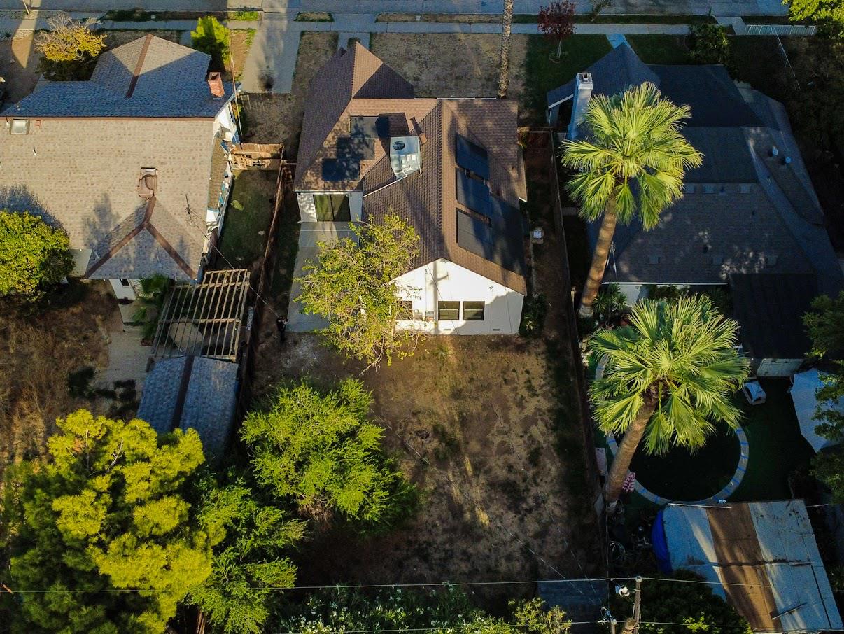 1271 N Roosevelt Ave, Fresno, CA 93728