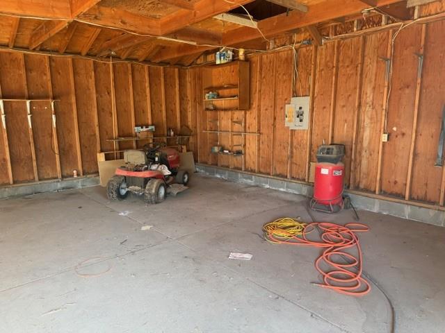 17067 Avon Way, Madera, CA 93638