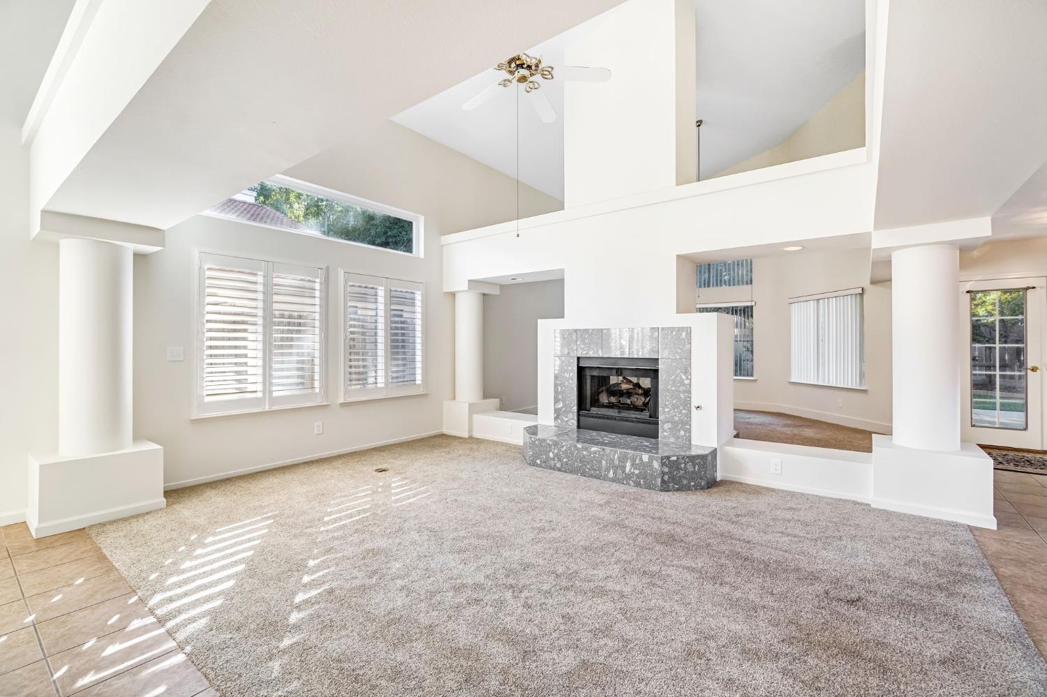 742 N Marion Ave, Clovis, CA 93611