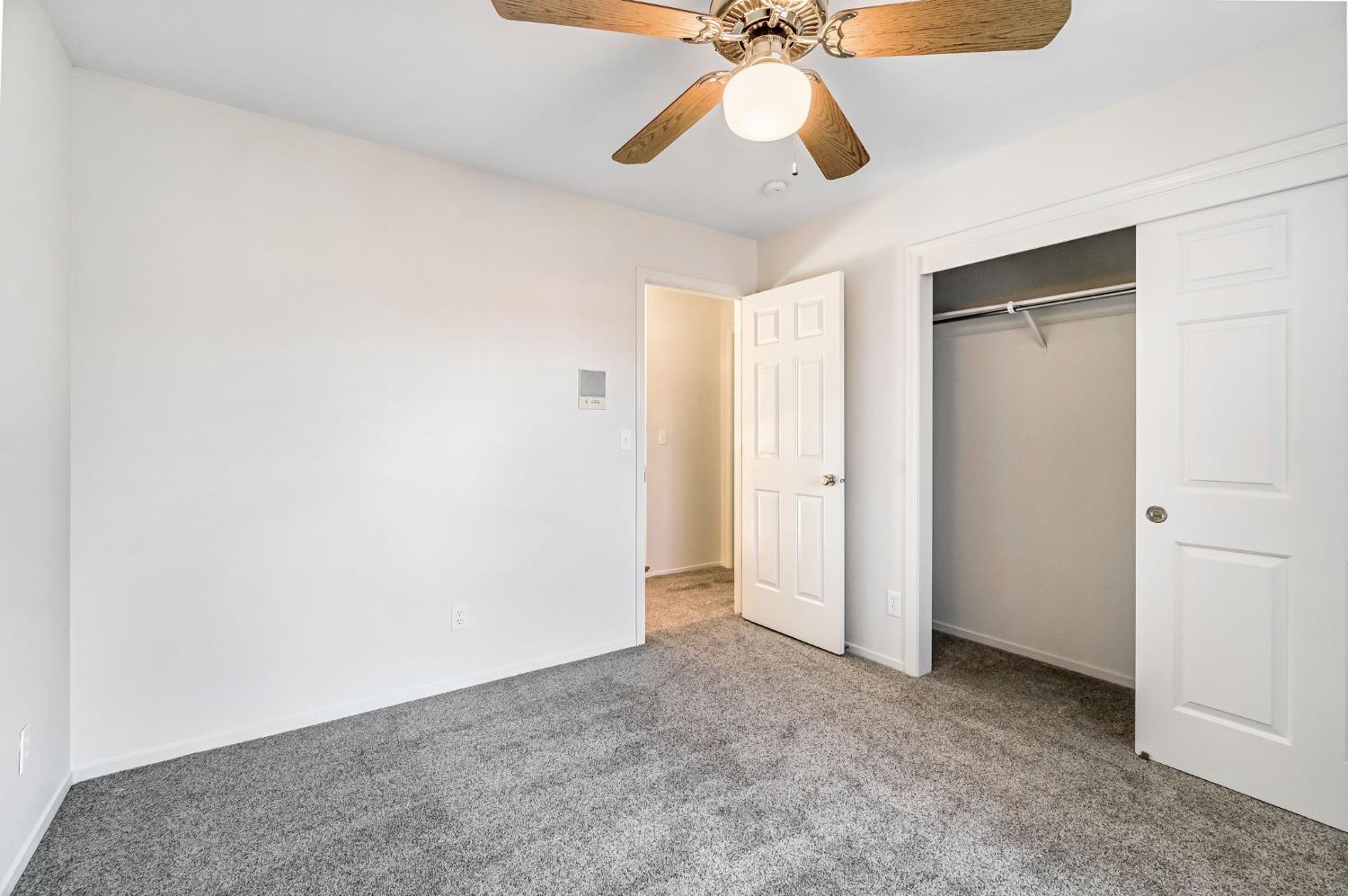 742 N Marion Ave, Clovis, CA 93611