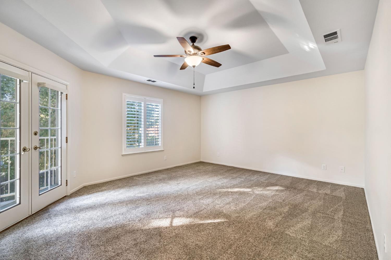 742 N Marion Ave, Clovis, CA 93611