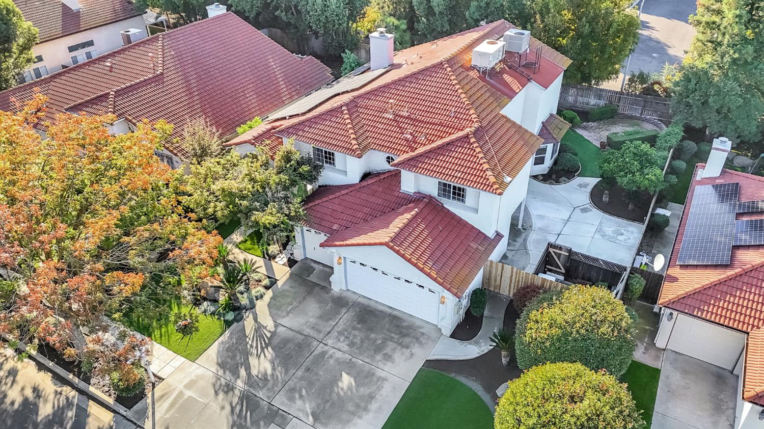 742 N Marion Ave, Clovis, CA 93611