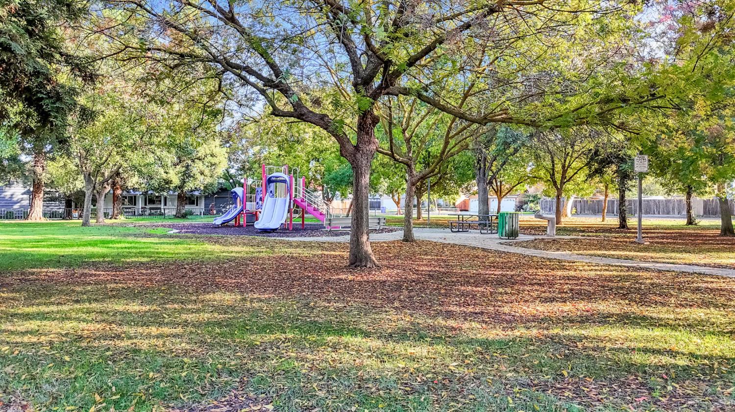 742 N Marion Ave, Clovis, CA 93611