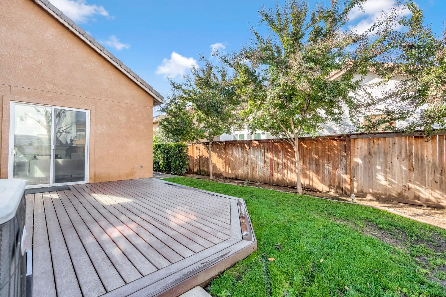 1856 N La Rue Ln, Clovis, CA 93619