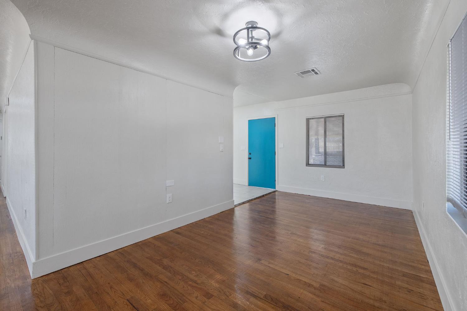 21199 S Feland Ave, Riverdale, CA 93656