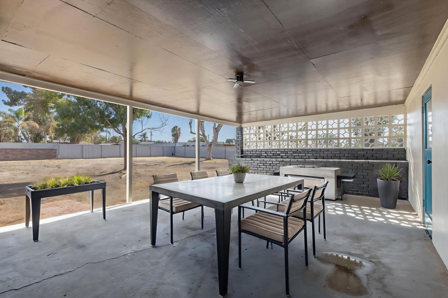 21199 S Feland Ave, Riverdale, CA 93656