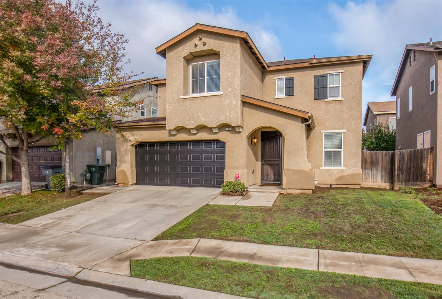 7458 E Robinson Ave, Fresno, CA 93737