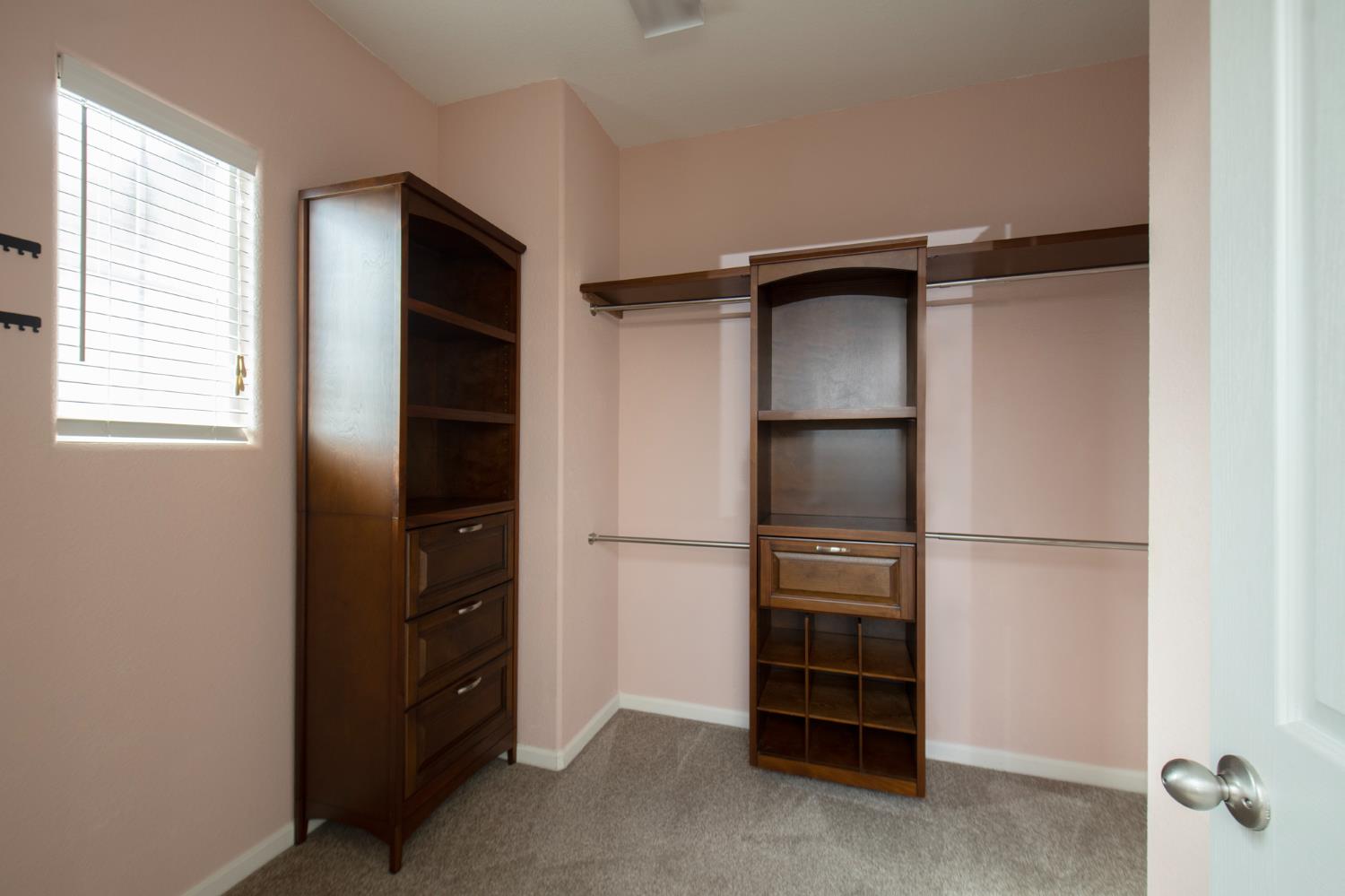 7458 E Robinson Ave, Fresno, CA 93737