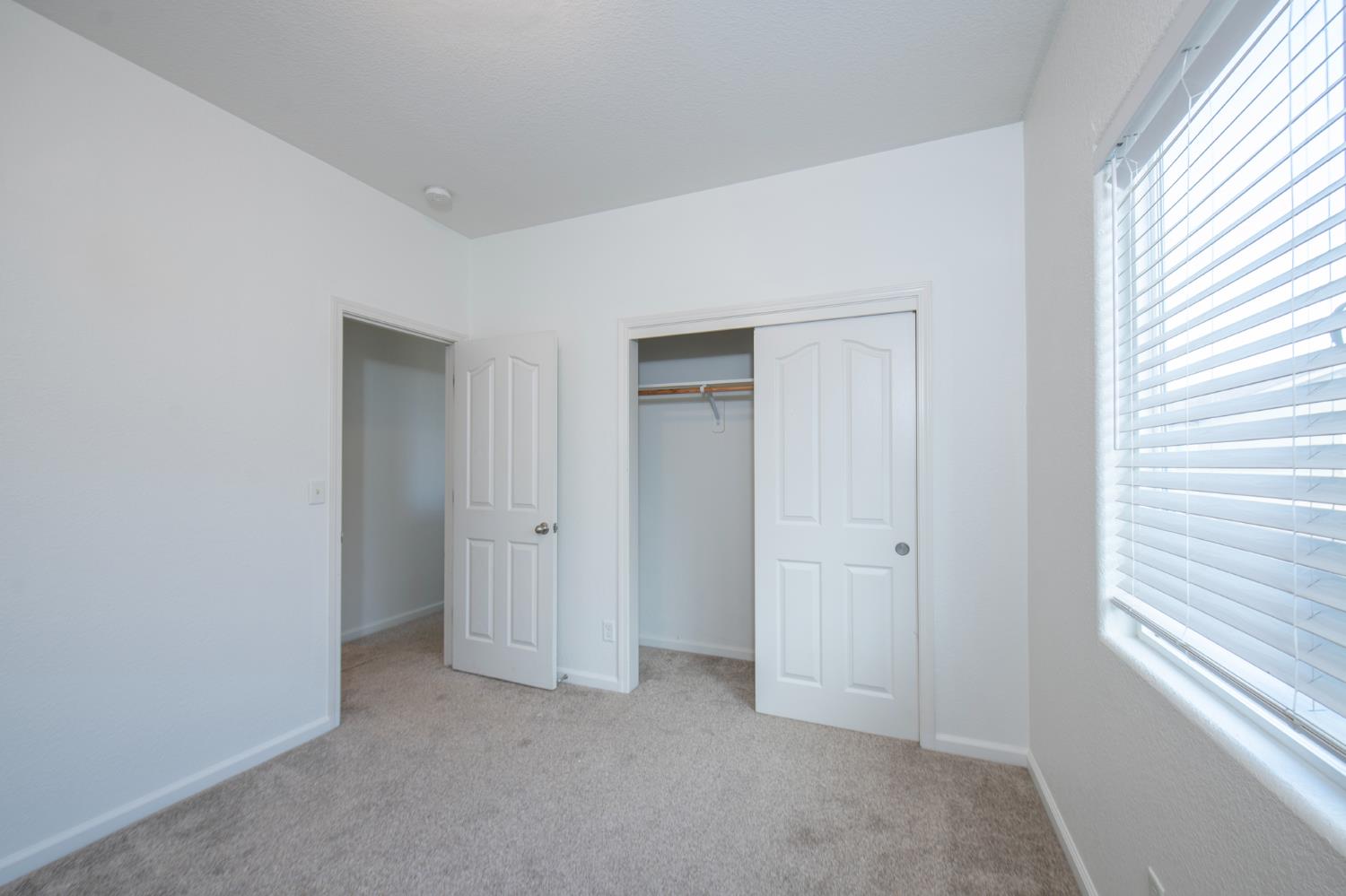 7458 E Robinson Ave, Fresno, CA 93737