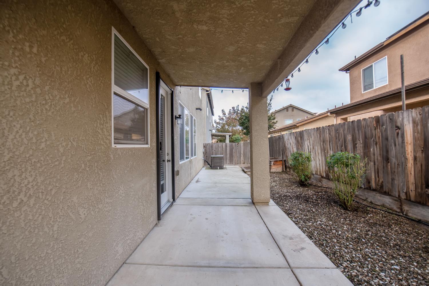 7458 E Robinson Ave, Fresno, CA 93737