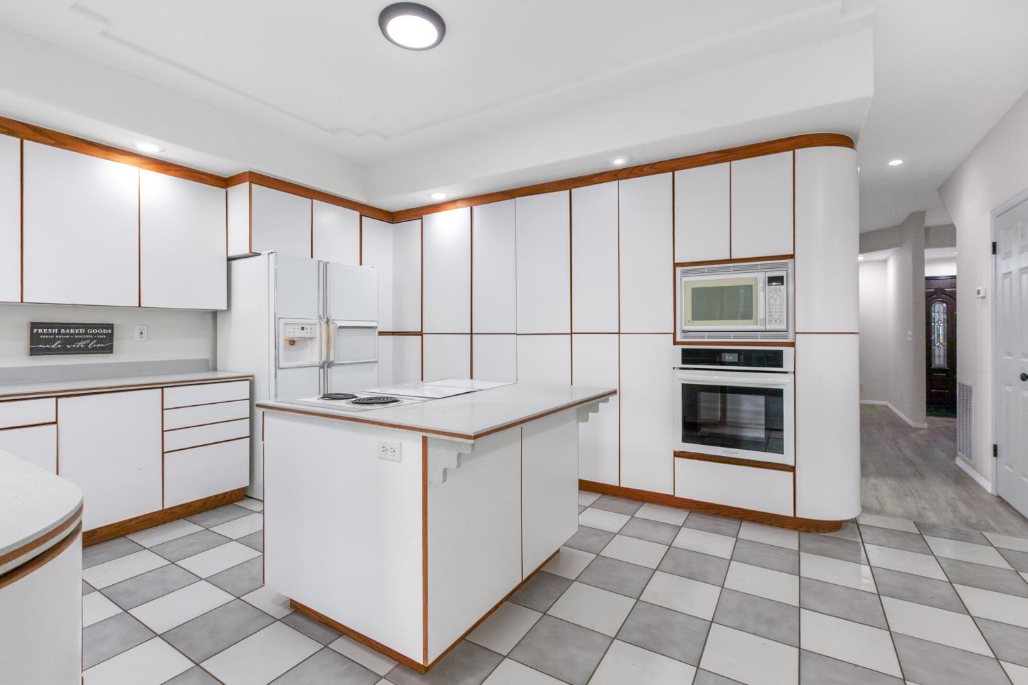 508 Mesa View Dr, Arroyo Grande, CA 93420