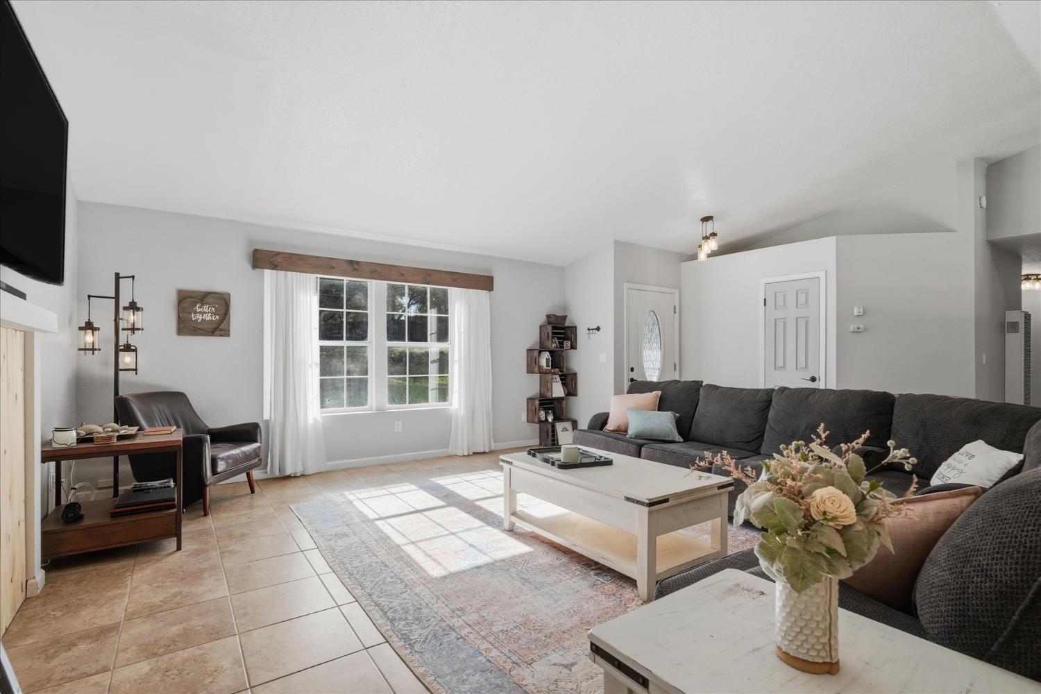 31562 Sioux Rd, Coarsegold, CA 93614