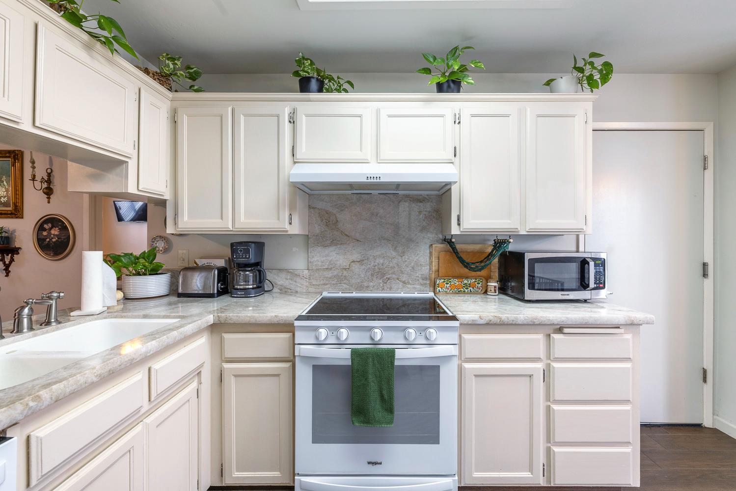 8735 N Cedar Ave #147, Fresno, CA 93720