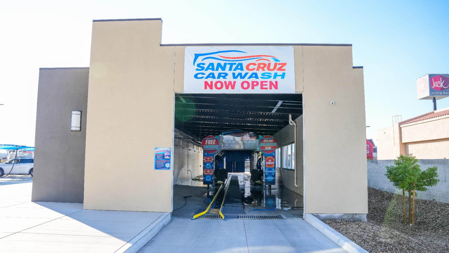 9801 Compagnoni St, Bakersfield, CA 93313