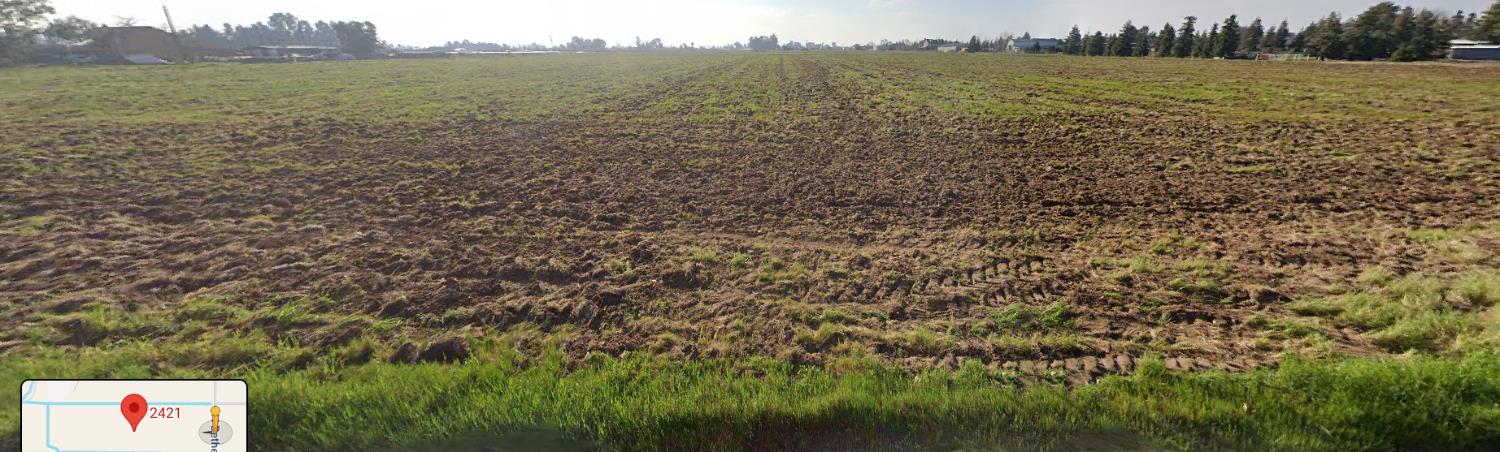 2421 N Bethel Ave, Sanger, CA 93657