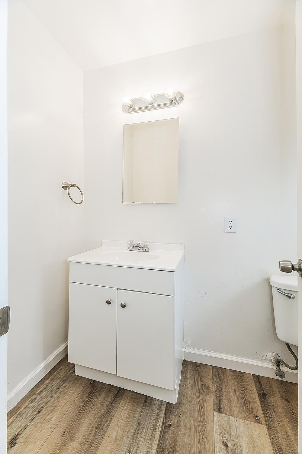 3945 E Cortland Ave, Fresno, CA 93726