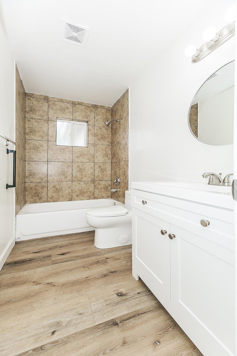 3945 E Cortland Ave, Fresno, CA 93726