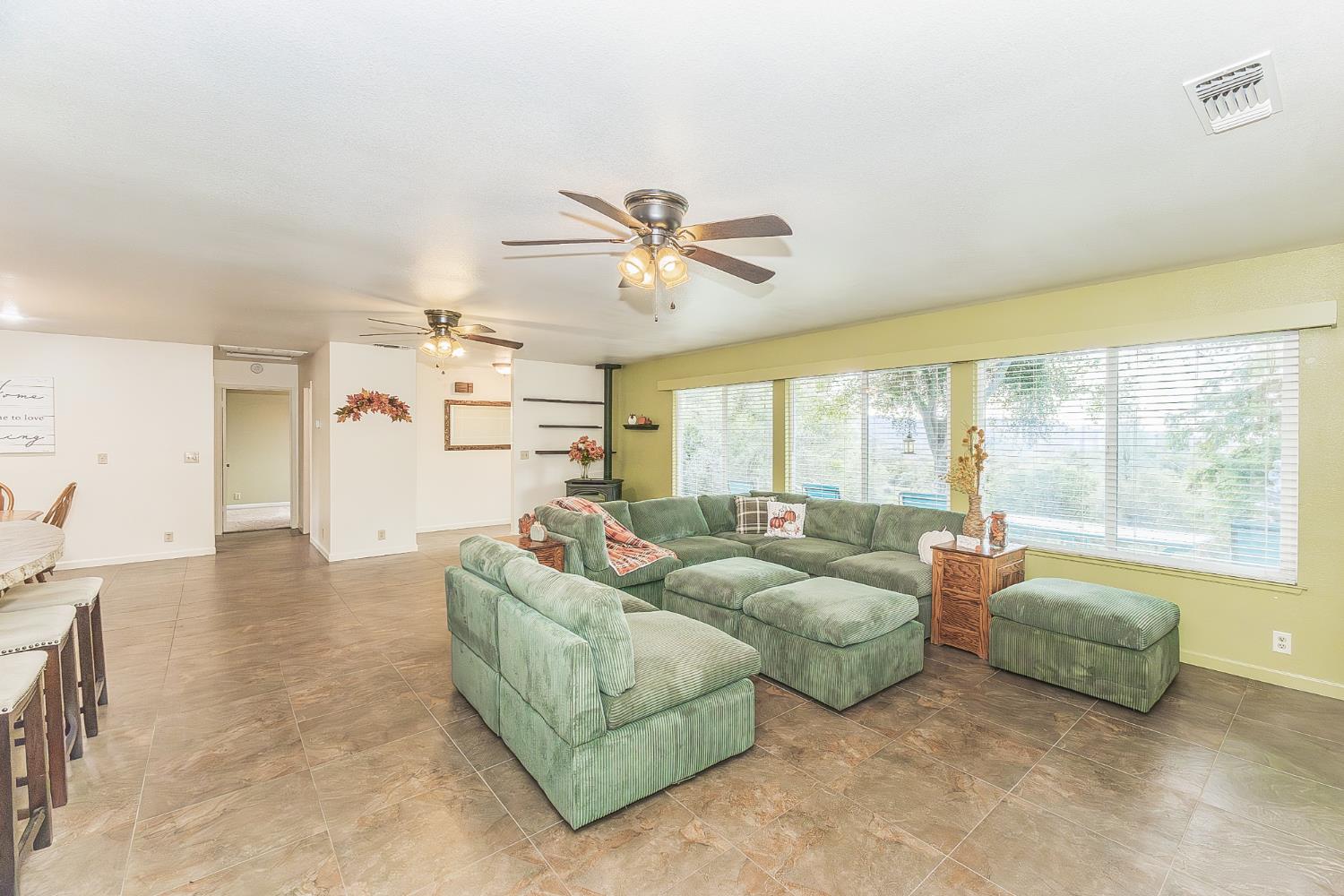 45991 Black Oak Rd, Coarsegold, CA 93614