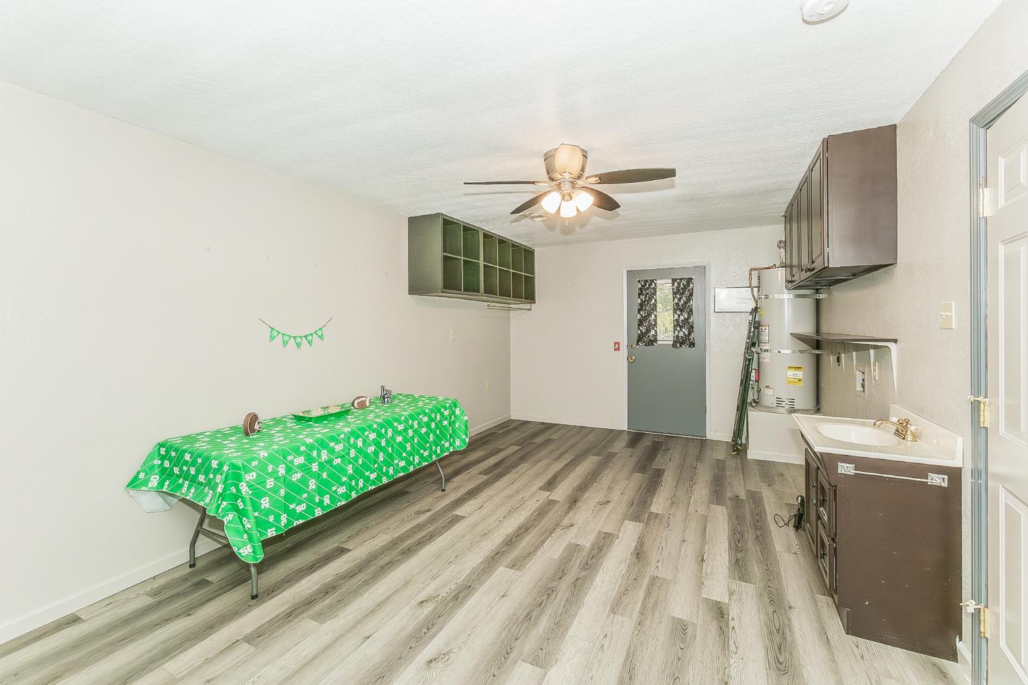 45991 Black Oak Rd, Coarsegold, CA 93614