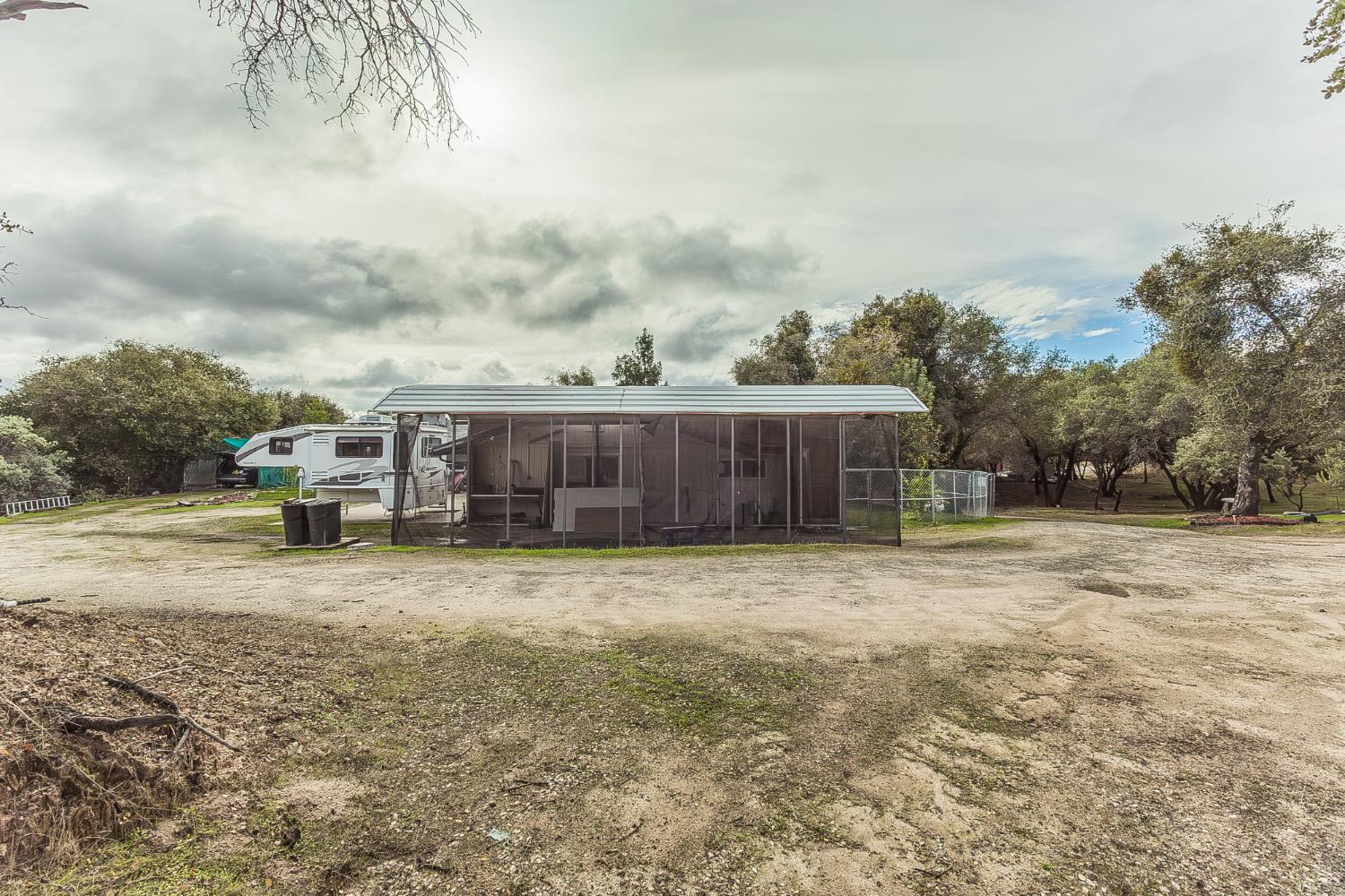 45991 Black Oak Rd, Coarsegold, CA 93614