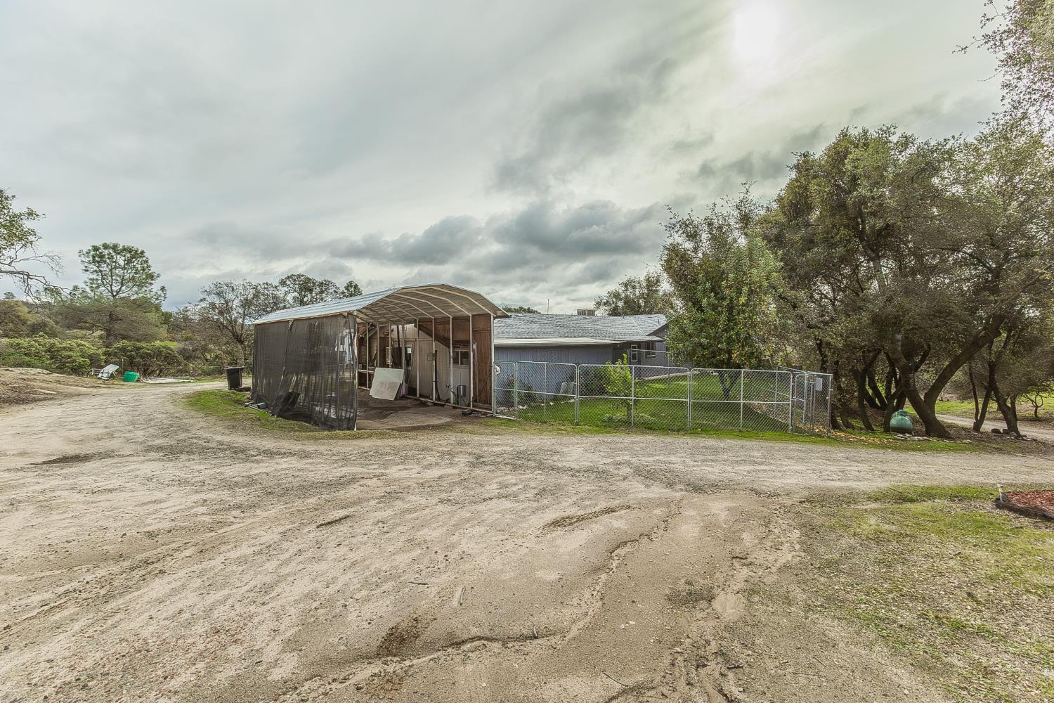 45991 Black Oak Rd, Coarsegold, CA 93614