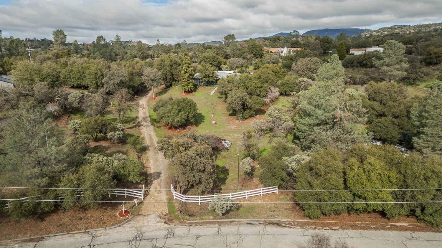 45991 Black Oak Rd, Coarsegold, CA 93614