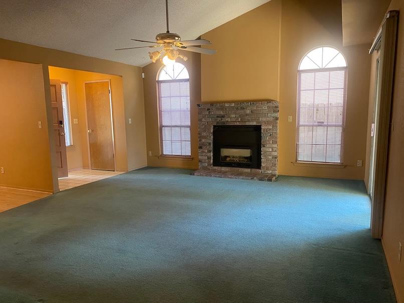 8975 N Chance Ave, Fresno, CA 93720