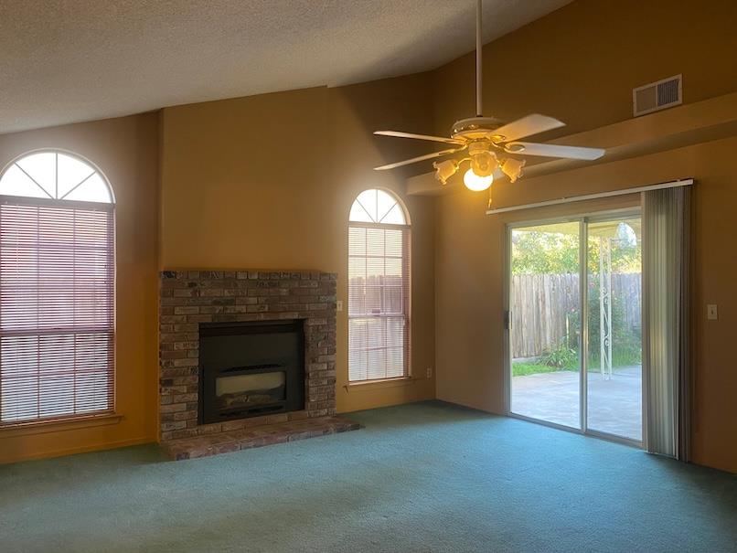 8975 N Chance Ave, Fresno, CA 93720