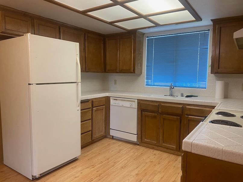 8975 N Chance Ave, Fresno, CA 93720