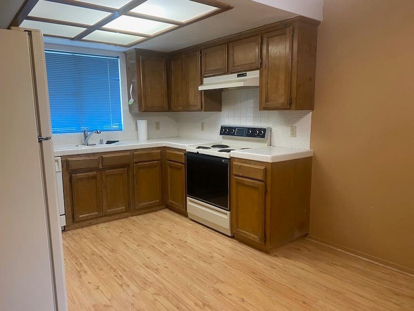 8975 N Chance Ave, Fresno, CA 93720