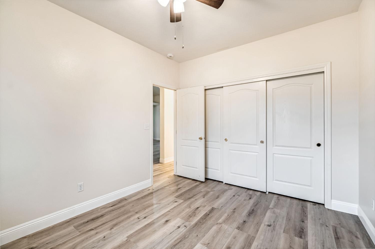 2095 Independence Pl, Hanford, CA 93230