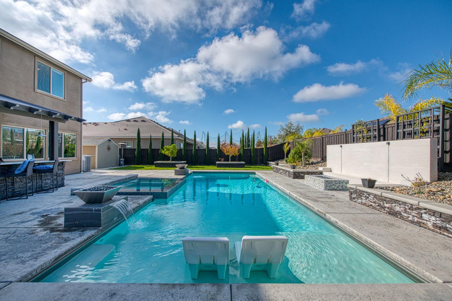 2468 E Kynzlee Ave, Fresno, CA 93730