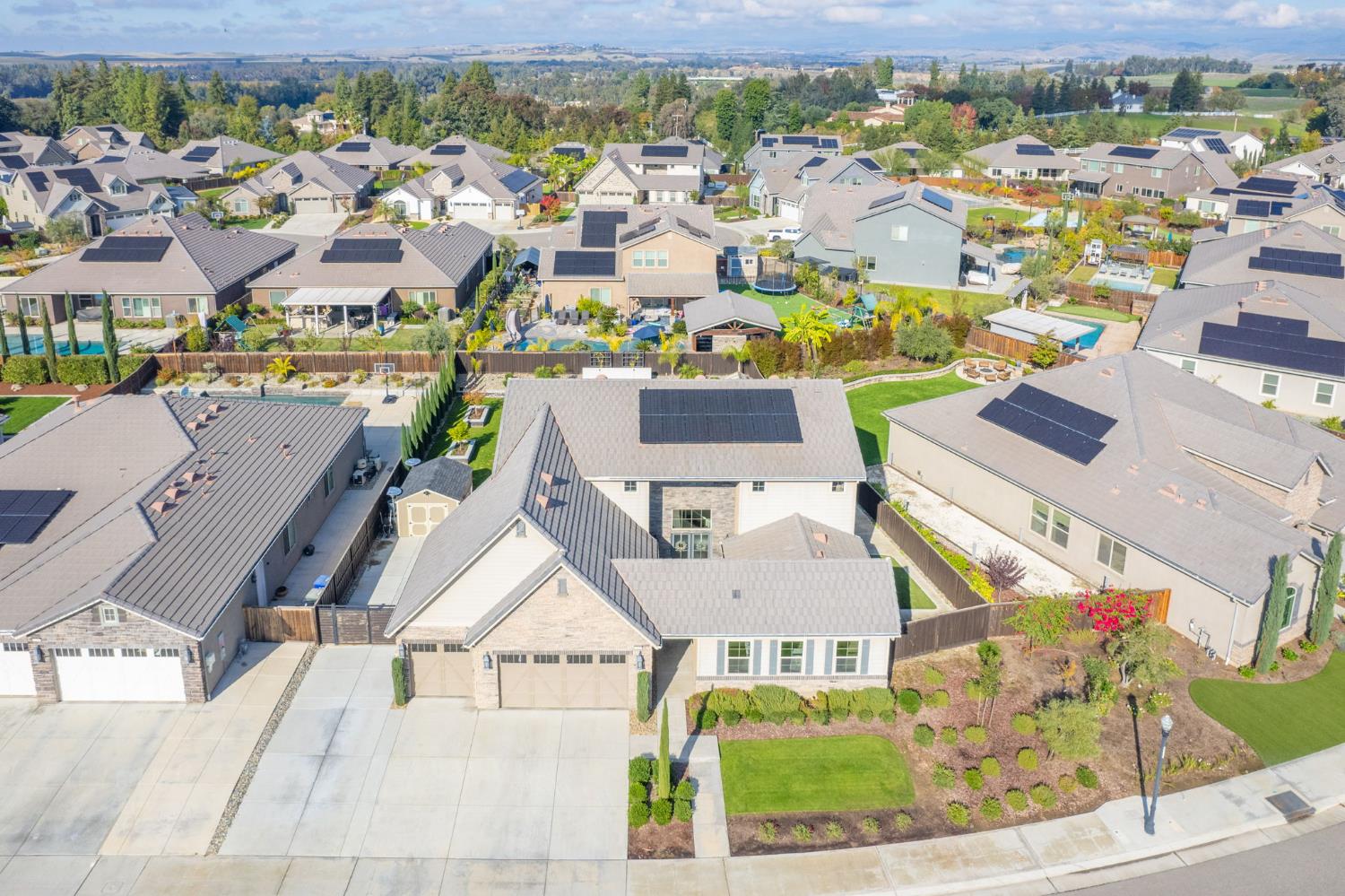 2468 E Kynzlee Ave, Fresno, CA 93730