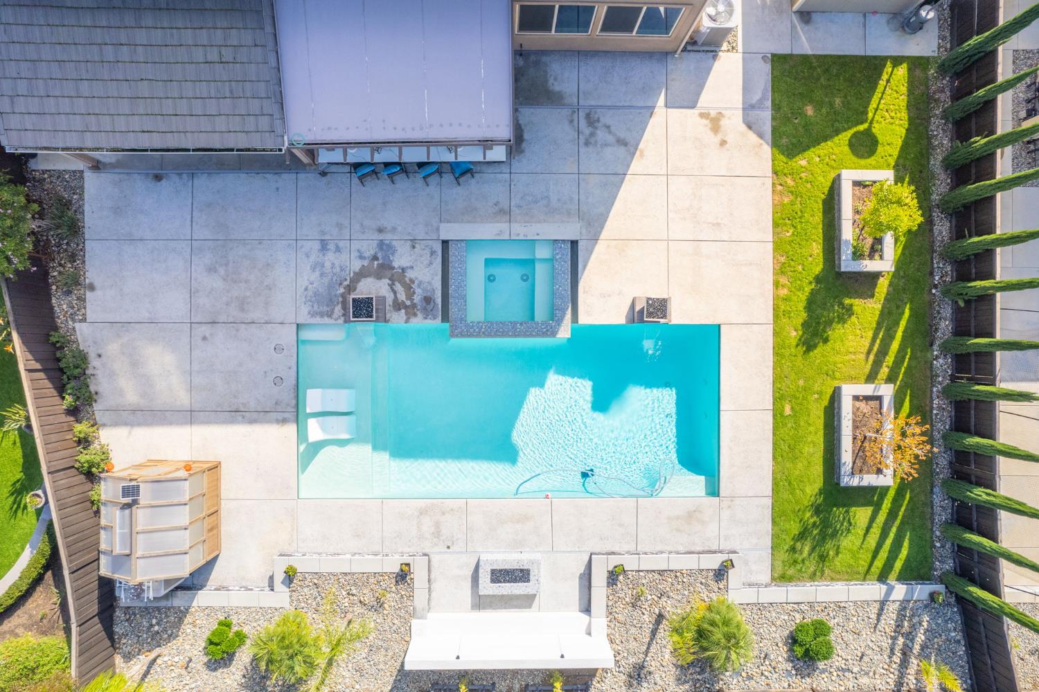 2468 E Kynzlee Ave, Fresno, CA 93730