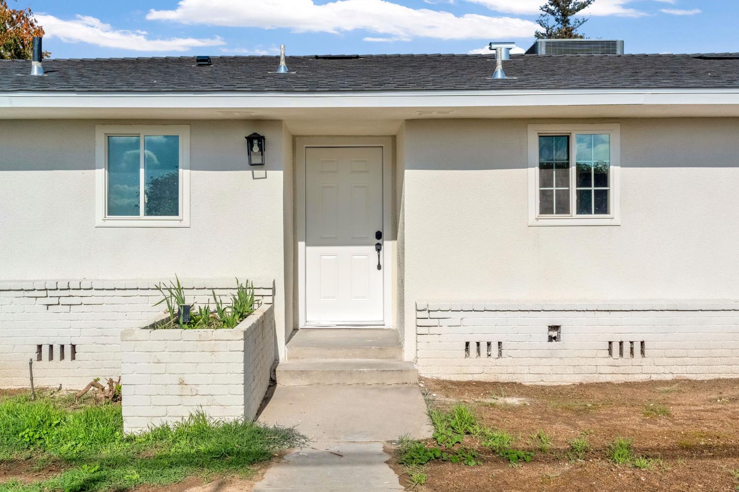 6668 Mckinley, Fresno, CA 93723