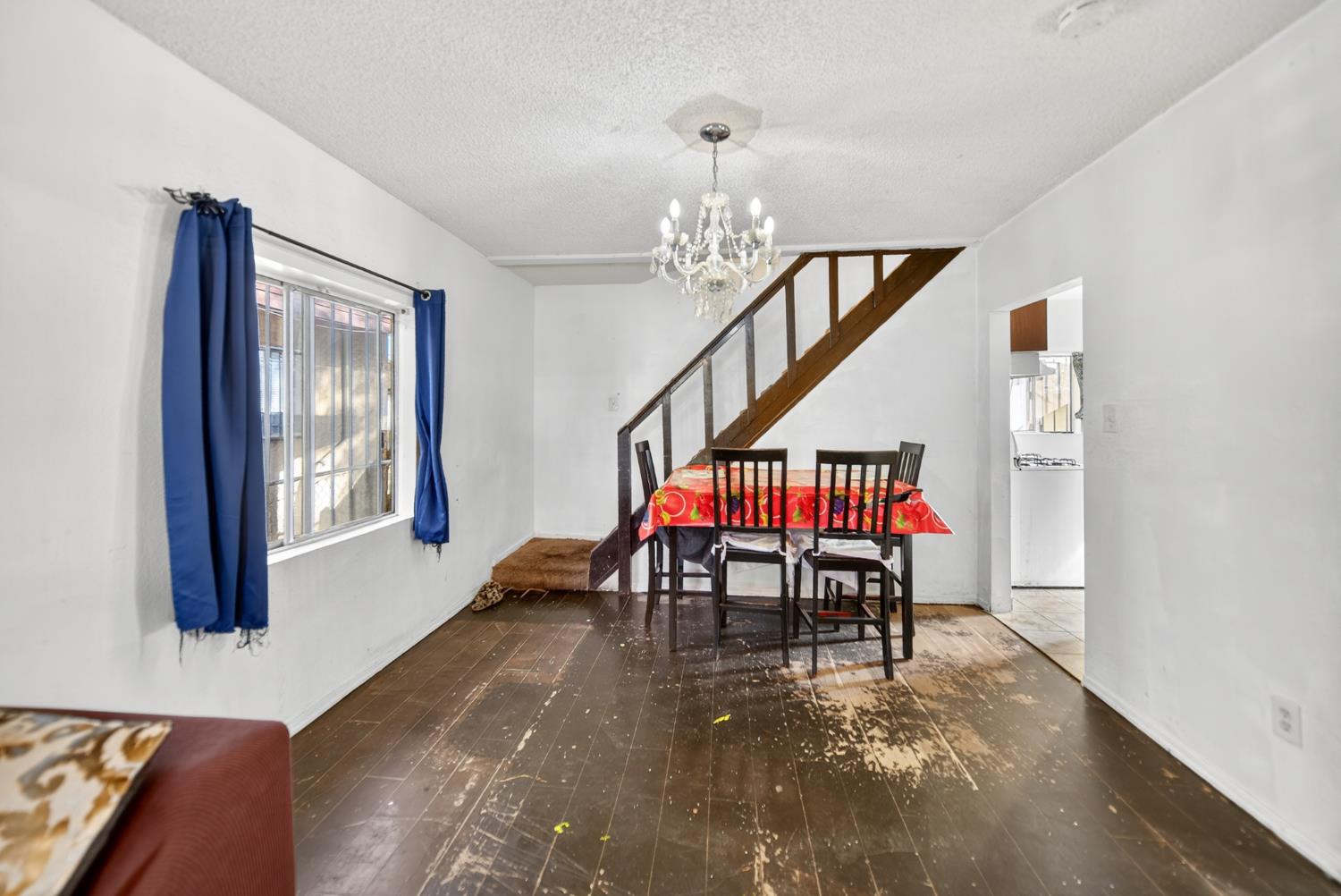 2522 E Grant Ave, Fresno, CA 93701